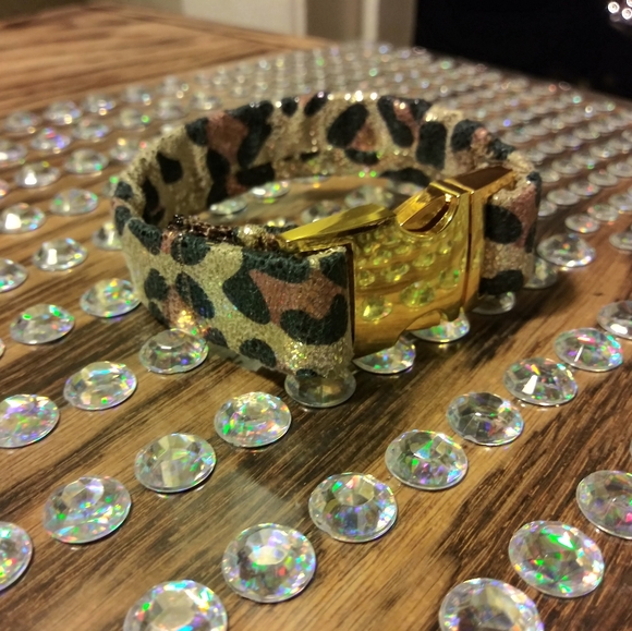 Bracelets - Picture 4 of 7